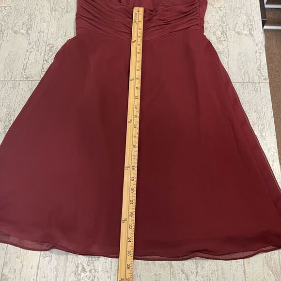 Alfred Angelo Maroon Chiffon Layers Princess Bodice Strapless Prom Dress - Picture 10 of 15